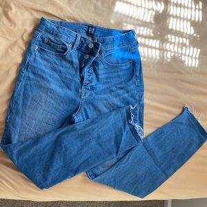 GAP skinny jeans